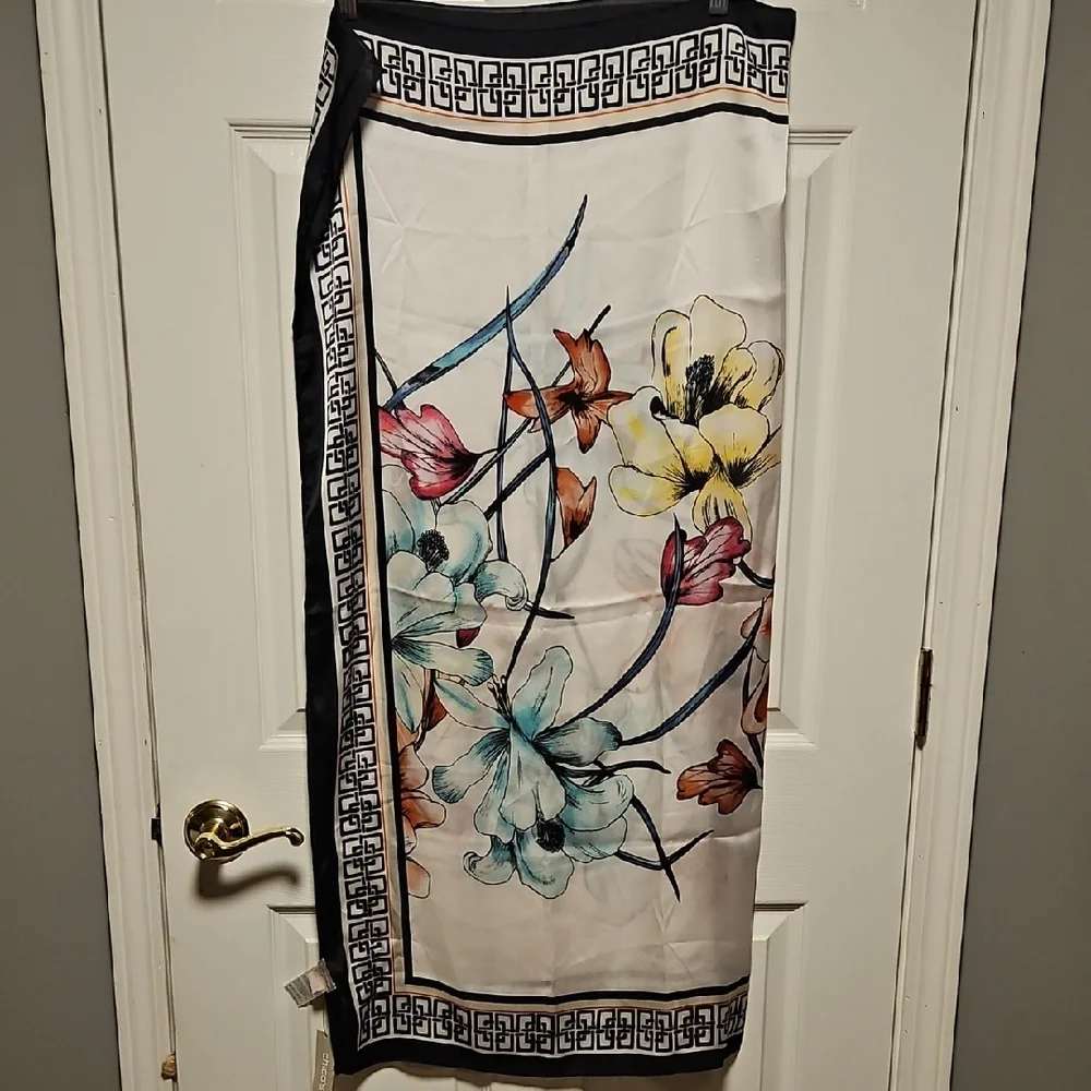 Chico's Beautiful Floral Print Scarf